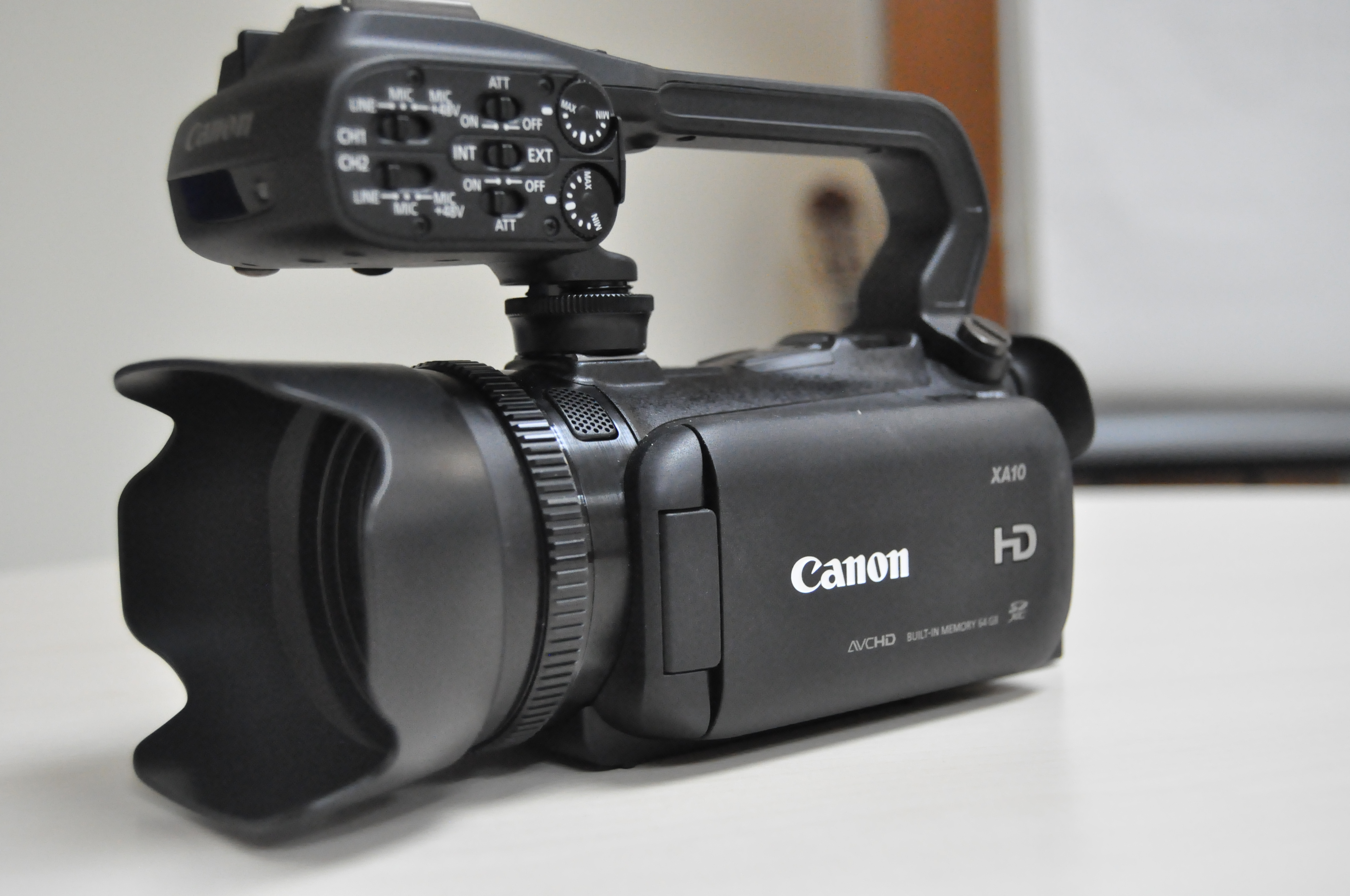 Canon Una cámara de video profesionales y aficionados. - al trabajo